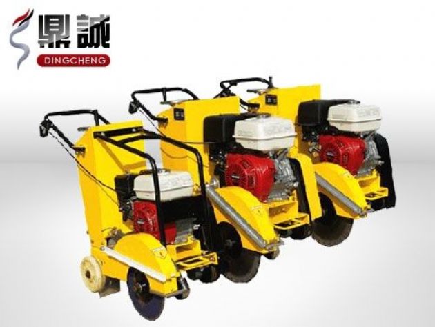 點(diǎn)擊查看詳細(xì)信息<br>標(biāo)題：路面切割機(jī) 閱讀次數(shù)：6445