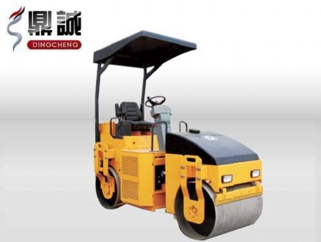 點(diǎn)擊查看詳細(xì)信息<br>標(biāo)題：3噸全液壓雙鋼輪壓路機(jī) 閱讀次數(shù)：13596