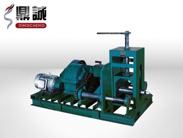 點擊查看詳細信息<br>標題：臥式多功能滾動彎管機 閱讀次數(shù)：4872