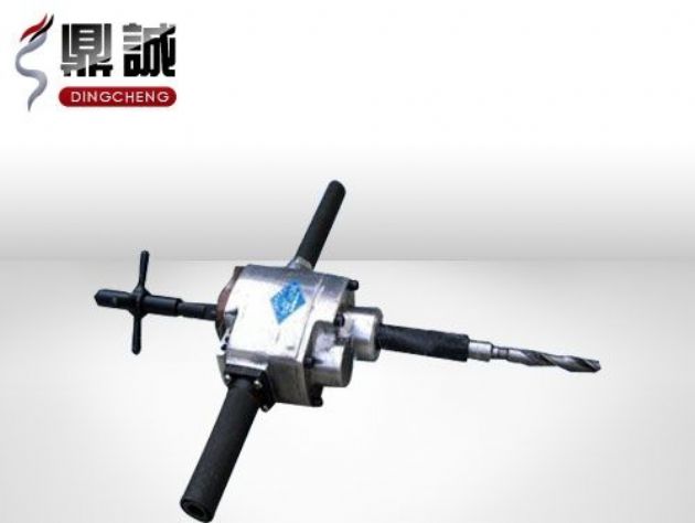 點(diǎn)擊查看詳細(xì)信息<br>標(biāo)題：ZK19型軌道鉆 閱讀次數(shù)：3887